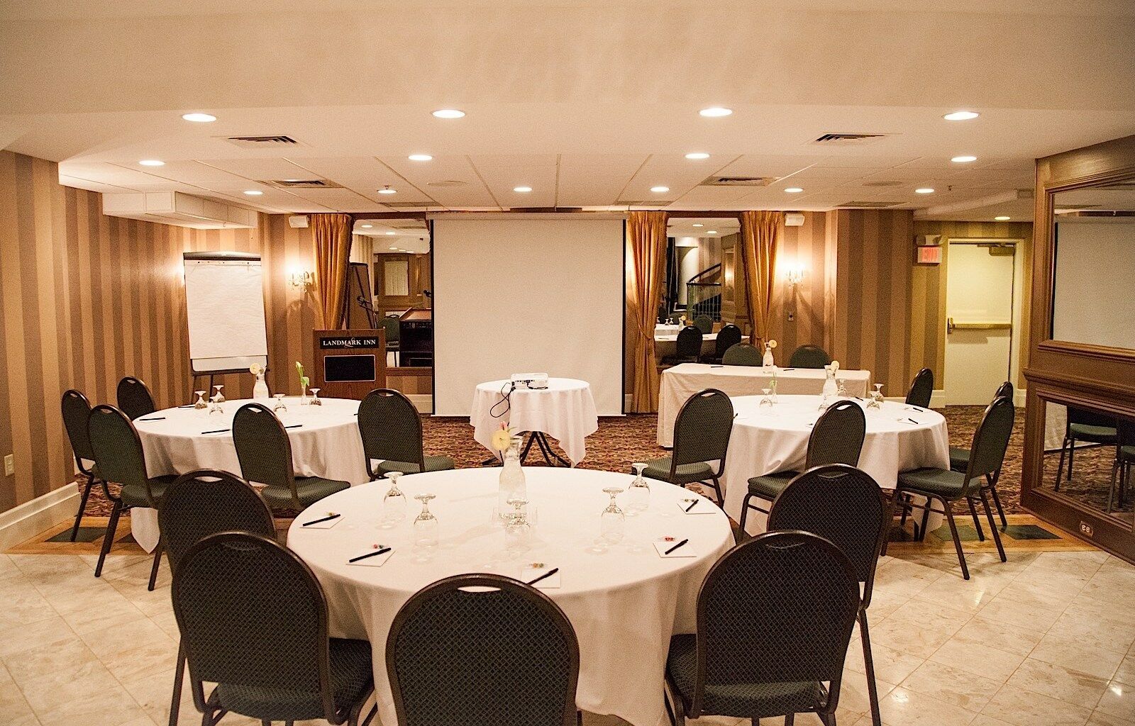 Landmark Inn Marquette Extérieur photo